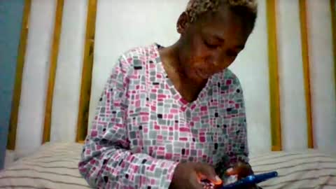 melaninndriping online show from November 2025 11:59:01 PM