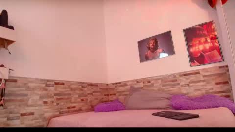 Melanny taylor online show from December 2025 08:38:02 PM