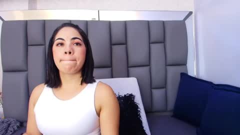 Snapshot of melany_roberts_ chatting on May 2026 03:02:01 AM Melany online show from May 2026 03:02:01 AM