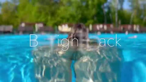 Snapshot of melanybunny chatting on November 2025 06:50:02 PM Adel online show from November 2025 06:50:02 PM