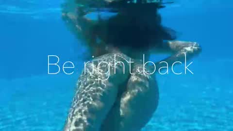 Snapshot of melanybunny chatting on December 2025 07:21:02 PM Adel online show from December 2025 07:21:02 PM