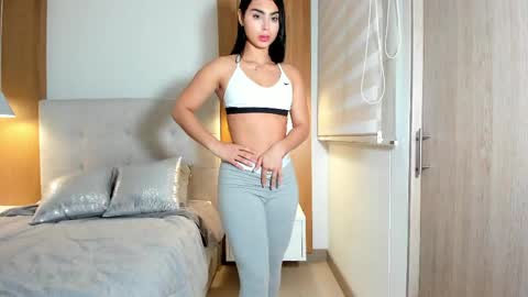 Melany online show from April 2026 02:38:02 AM