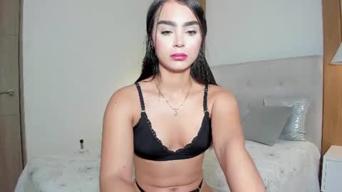 Snapshot of melanyrosse chatting on July 2026 03:04:02 PM Melany online show from July 2026 03:04:02 PM
