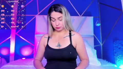 Melany  online show from February 2025 12:23:02 PM