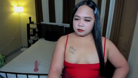 Snapshot of melayfoxx chatting on April 2026 01:00:02 PM melayfoxx online show from April 2026 01:00:02 PM