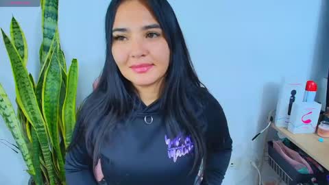    Independent model online show from May 2026 01:56:01 AM