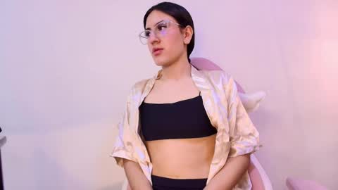 M E L I S S A  online show from October 2025 12:01:02 PM