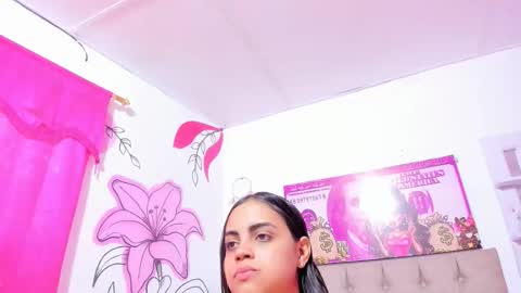 meli_lewis online show from November 2025 03:04:01 PM