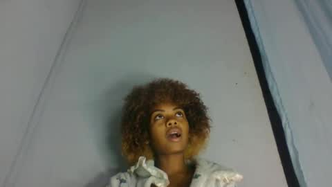 meliana98 online show from October 2025 05:24:02 PM