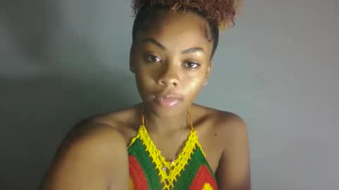 meliana98 online show from October 2025 08:42:02 PM