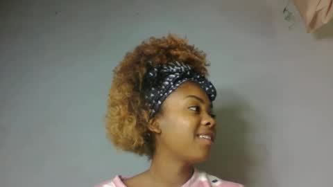 meliana98 online show from November 2025 05:28:02 AM