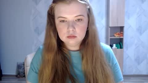 Melina online show from November 2025 07:58:01 PM