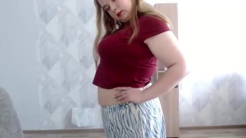 Snapshot of melina_beauty chatting on March 2026 08:09:01 AM Melina online show from March 2026 08:09:01 AM