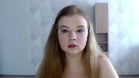 Snapshot of melina_beauty chatting on March 2026 07:55:02 AM Melina online show from March 2026 07:55:02 AM