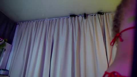 MelinaSmith  online show from May 2026 09:43:01 PM