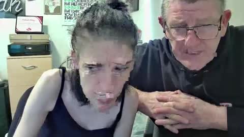 Melinah Viking online show from November 2025 05:17:01 AM