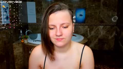 Melinda online show from November 2025 12:21:01 AM