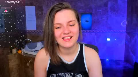 Melinda online show from April 2026 01:23:02 AM