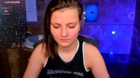 Snapshot of melindat chatting on May 2026 06:09:01 PM Melinda online show from May 2026 06:09:01 PM