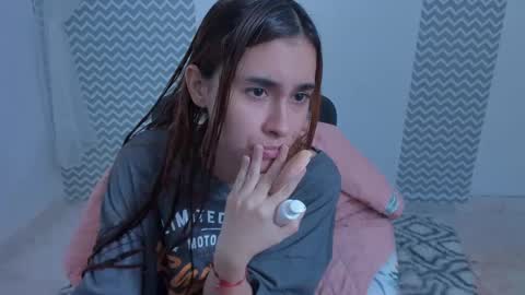 Snapshot of melisa528339 chatting on October 2025 10:18:01 PM melisa528339 online show from October 2025 10:18:01 PM