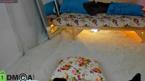 Snapshot of melisa_violet chatting on December 2025 01:15:02 AM melisa_violet online show from December 2025 01:15:02 AM