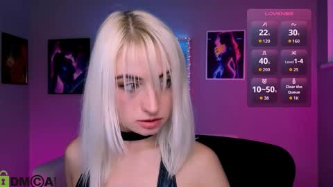 Melisa online show from November 2025 09:25:01 PM