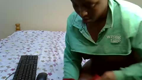 Snapshot of melisahh chatting on November 2025 02:43:02 AM melisahh online show from November 2025 02:43:02 AM