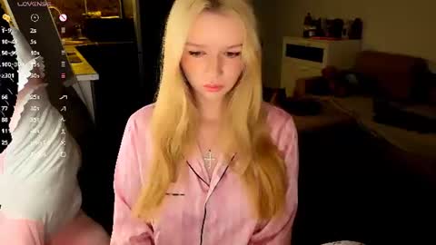 Snapshot of meliss_ss chatting on July 2026 10:37:01 PM Mel or Lissa 3 Welcome here online show from July 2026 10:37:01 PM