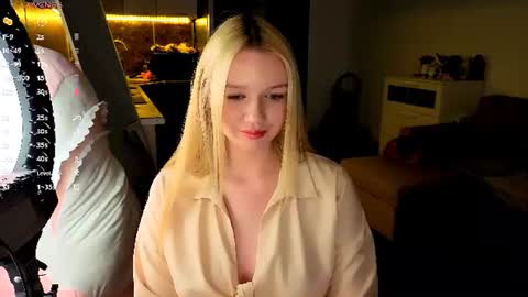 Snapshot of meliss_ss chatting on July 2026 12:36:02 AM Mel or Lissa 3 Welcome here online show from July 2026 12:36:02 AM
