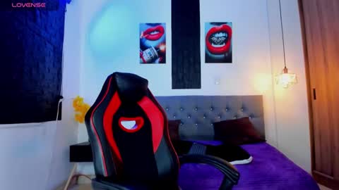 Melissa SC online show from October 2025 08:29:01 PM