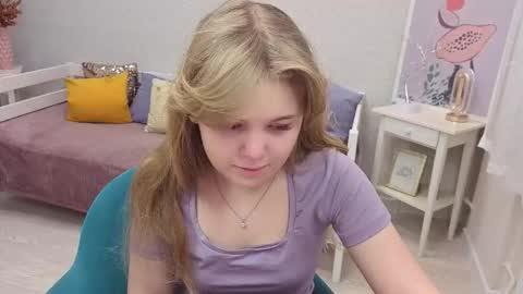 Sophia online show from December 2025 05:34:02 AM