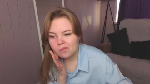 Sophia online show from February 2026 05:04:01 AM