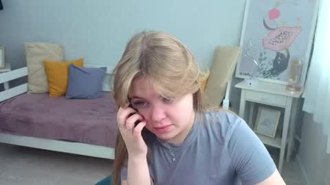 Sophia online show from May 2026 05:03:02 AM