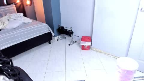 Snapshot of melissa_23_ chatting on November 2025 11:55:02 AM melissa_23_ online show from November 2025 11:55:02 AM