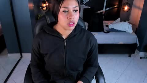 Snapshot of melissa_23_ chatting on November 2025 11:43:02 AM melissa_23_ online show from November 2025 11:43:02 AM