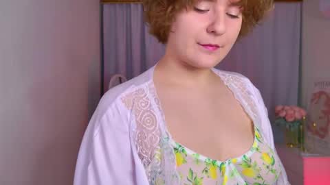 Melissa online show from December 2025 06:12:02 AM