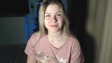 Snapshot of melissa__ray chatting on December 2024 05:43:01 PM Melissa Ray online show from December 2024 05:43:01 PM