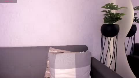 Snapshot of melissa__saenz_ chatting on June 2026 03:05:01 AM M E L I S S A online show from June 2026 03:05:01 AM