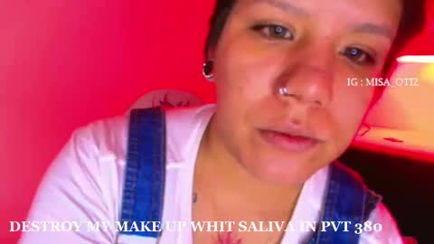 Lissa  online show from October 2025 11:52:02 AM