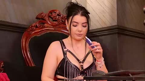 Snapshot of melissa_glow chatting on April 2026 12:56:01 PM Melissa online show from April 2026 12:56:01 PM