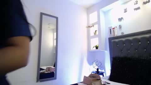 Melissa online show from September 2025 09:08:02 PM