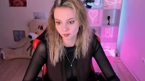 Melissa online show from March 2025 07:27:02 PM