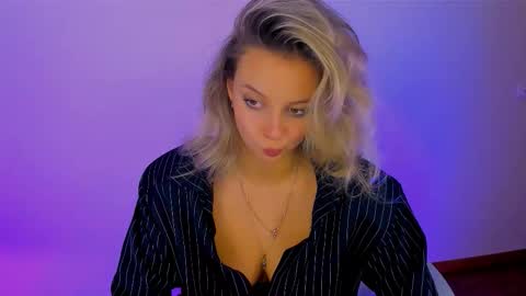 Melissa online show from September 2025 12:50:01 PM