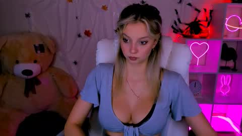 Melissa online show from November 2025 12:28:01 PM