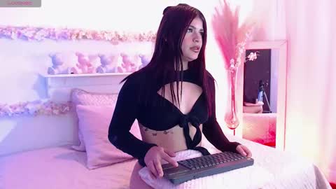 Snapshot of melissa_sweets_ chatting on September 2025 04:57:01 AM Melisa online show from September 2025 04:57:01 AM