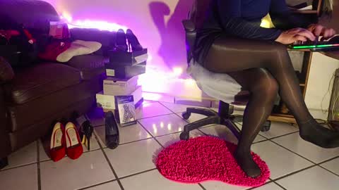 Snapshot of melissa_tv chatting on February 2025 10:03:02 AM melissa online show from February 2025 10:03:02 AM