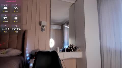 Lisaa online show from November 2025 05:42:02 AM