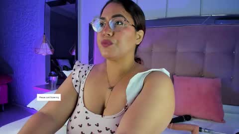 M E L I S S A  online show from December 2025 12:03:02 PM