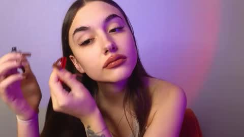 Mel online show from November 2025 07:51:01 AM