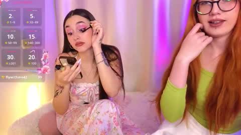 Mel online show from November 2025 05:06:02 PM